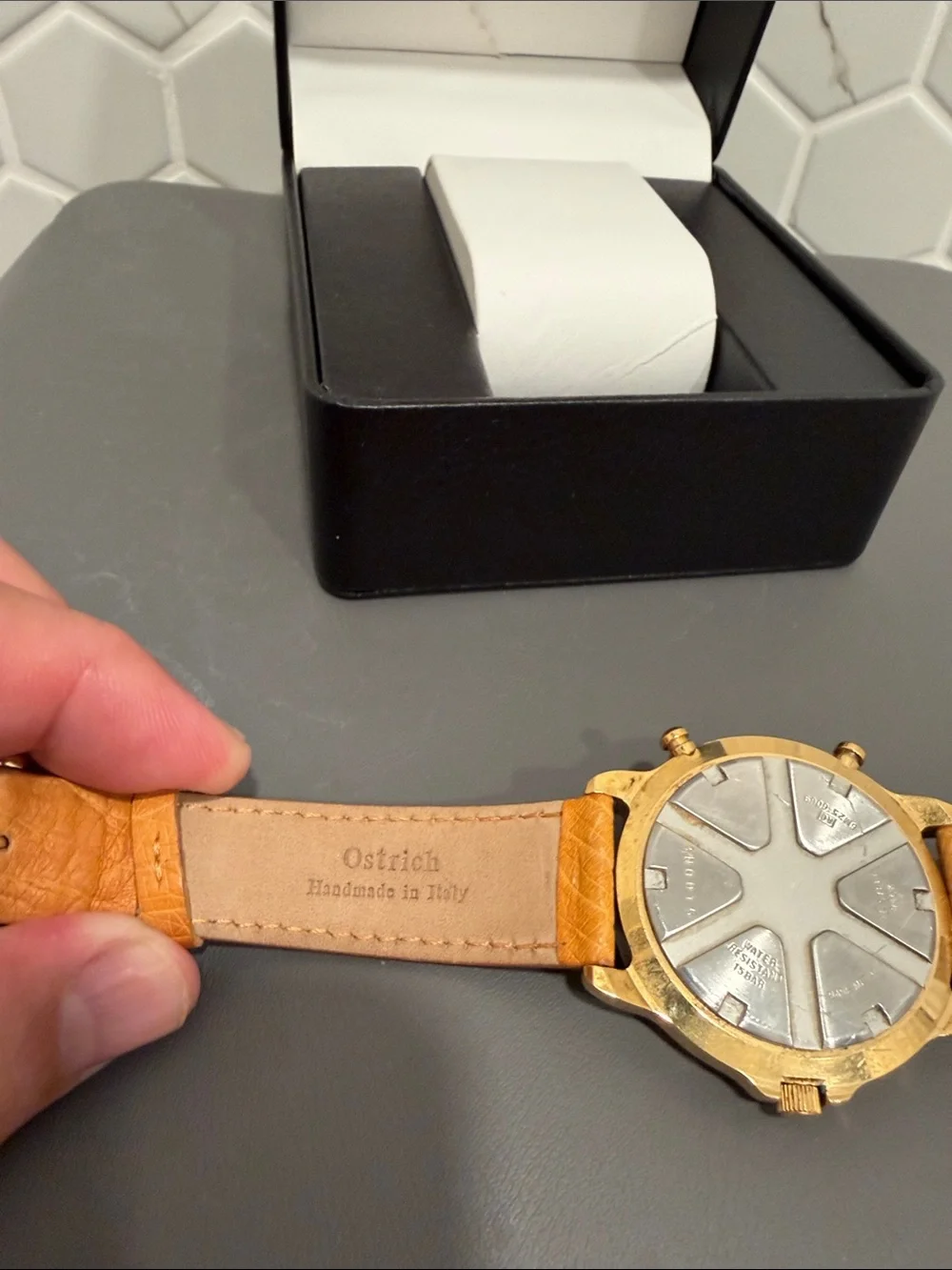 90s Seiko Gold-Tone Diver Style Watch with Teal Dial and Tan Leather Strap
